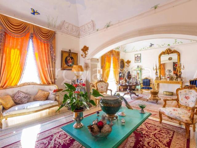 Palazzo in vendita a Puglia, Lecce