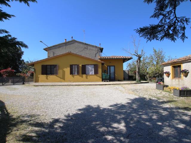 Casa in vendita a Volterra, Toscana