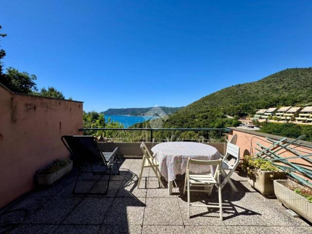 Appartamento in vendita a Costa dei Ginestri, Bergeggi