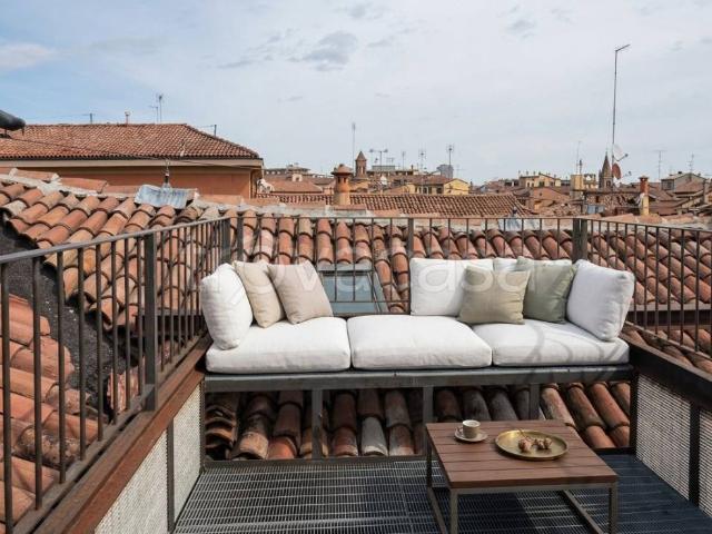 Appartamento in vendita a Santo Stefano, Bologna