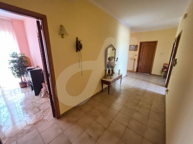 Appartamento in vendita a Calvi, Campania