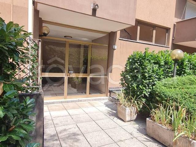Appartamento in vendita a Como, Lombardia