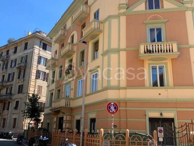 Appartamento in vendita a Centro Est, Serra Riccò