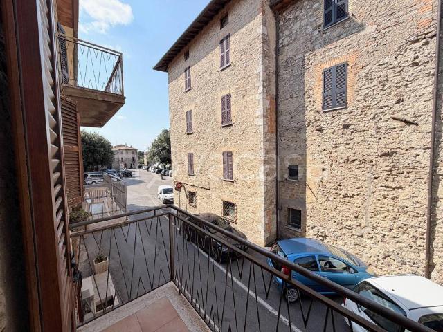 Appartamento in vendita a Gualdo Cattaneo, Umbria