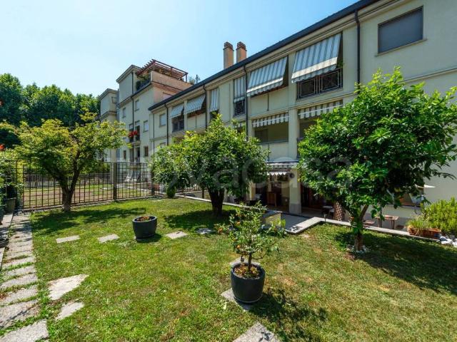 Appartamento in vendita a Acquate, Lecco