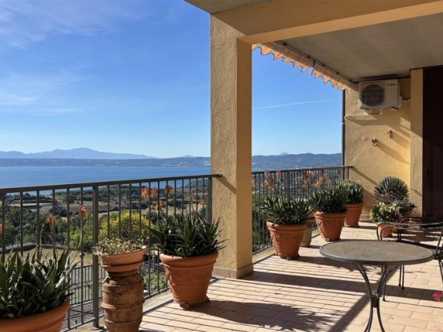 Appartamento in vendita a Montefiascone, Lazio