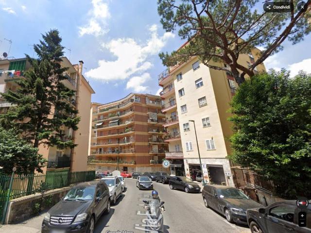 Appartamento in vendita a Municipalità 5, Campania