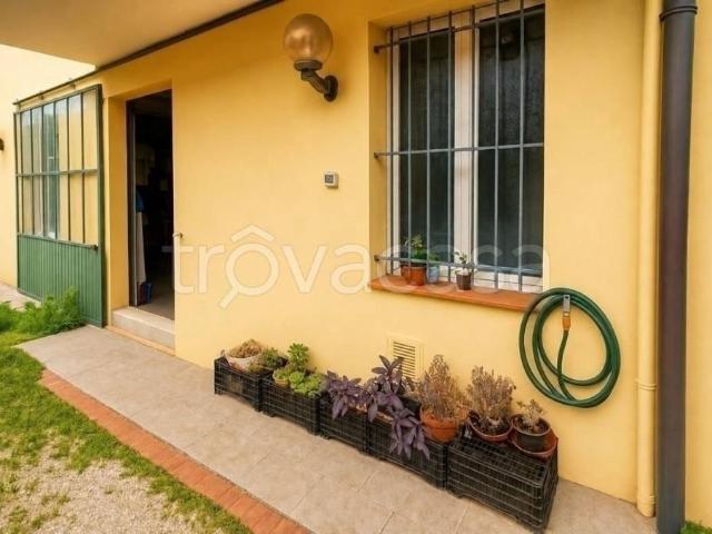 Appartamento in vendita a Calcinari, Marche