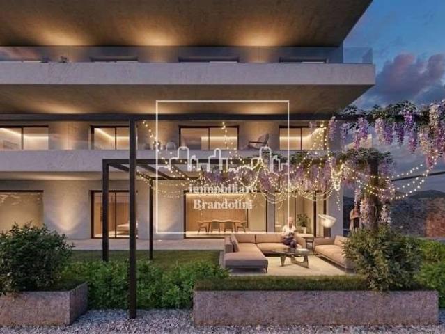 Appartamento in vendita a Barasso, Varese