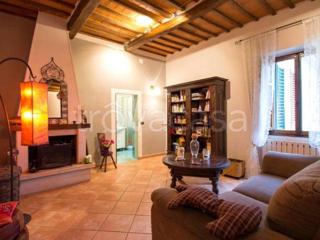 Appartamento in vendita a Pistoia, Toscana