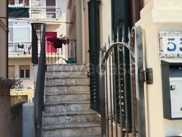 Appartamento in vendita a Albula centro, Marche