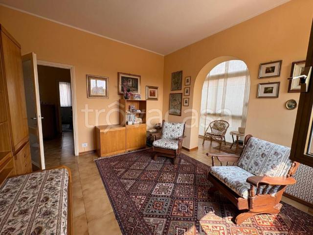 Appartamento in vendita a Velate, Varese