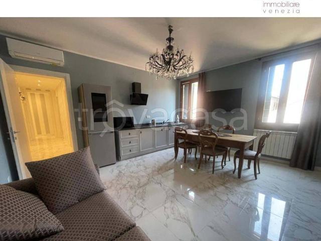 Appartamento in vendita a Venezia-Murano-Burano, Venezia