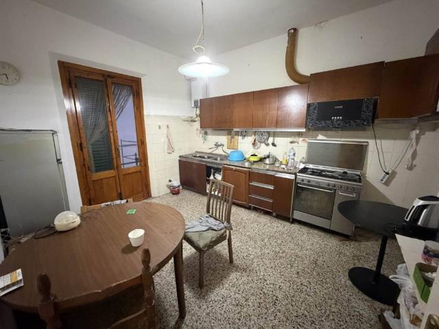 Appartamento in vendita a Vinci, Firenze