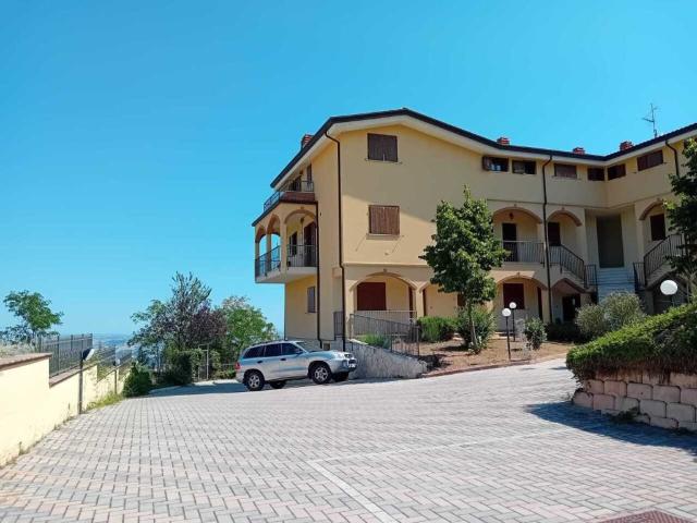 Appartamento in vendita a Abbateggio, Abruzzo