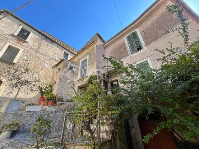 Appartamento in vendita a Alvito, Frosinone