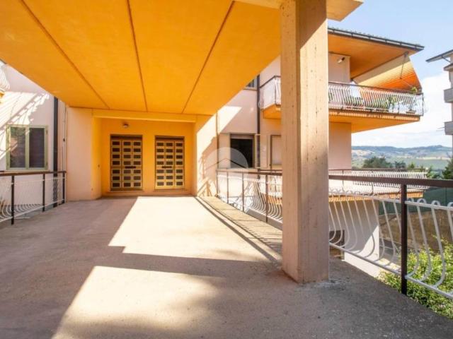 Appartamento in vendita a Atri, Abruzzo