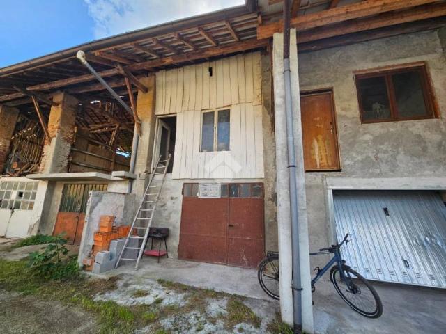Rustico in vendita a Castellazzo de' Stampi, Corbetta