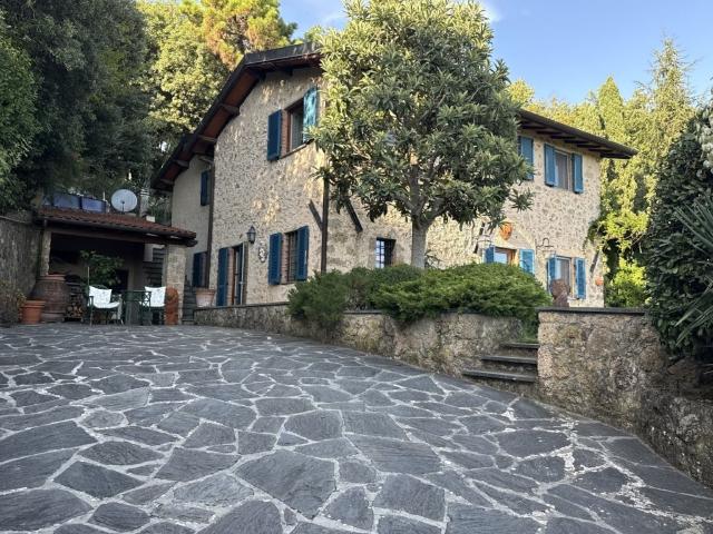Rustico in vendita a Capriglia, Pietrasanta