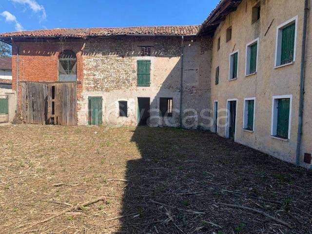 Rustico in vendita a Pozzuolo del Friuli / Puçui, Udine / Udin / Videm
