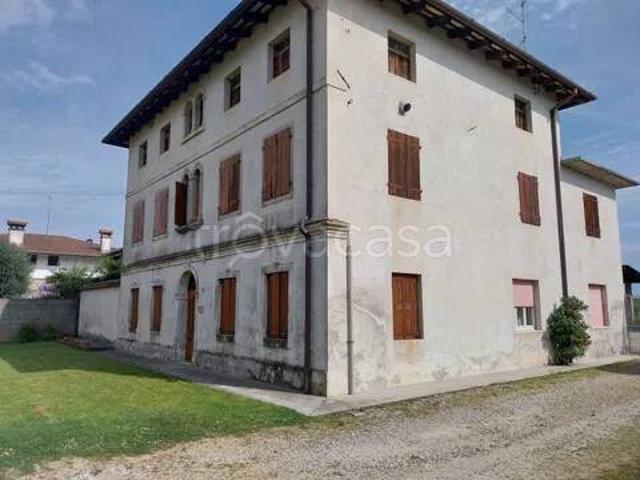 Rustico in vendita a Trivignano Udinese, Friuli-Venezia Giulia