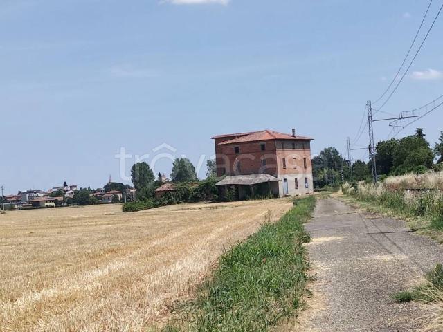 Rustico in vendita a Unione dei comuni Valli del Reno, Lavino e Samoggia, Reggio Emilia