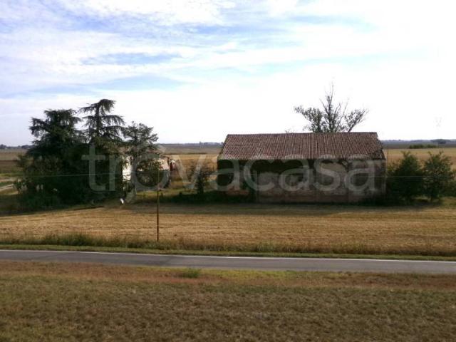 Rustico in vendita a Settepolesini, Bondeno