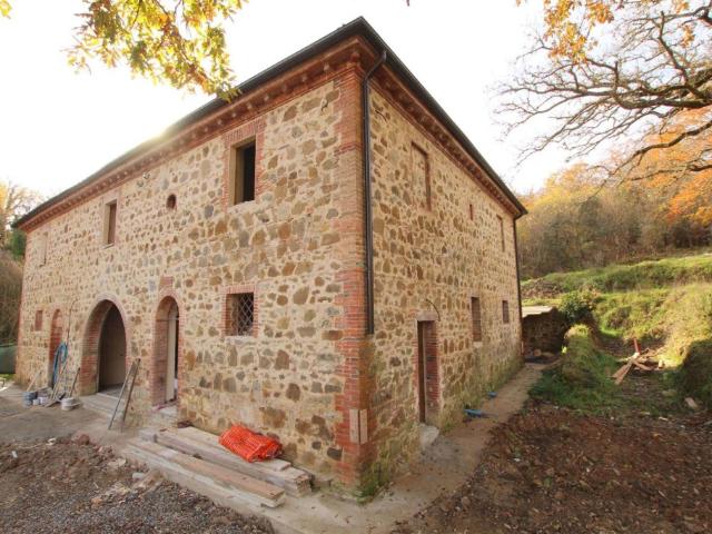 Rustico in vendita a Castelnuovo Berardenga, Toscana