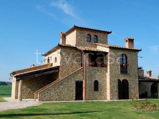 Rustico in vendita a Poggetto, Gioiella