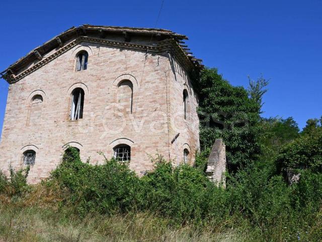 Rustico in vendita a Marche, Macerata