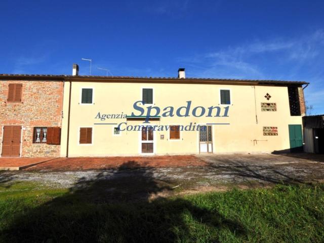 Rustico in vendita a Chiesina Uzzanese, Toscana