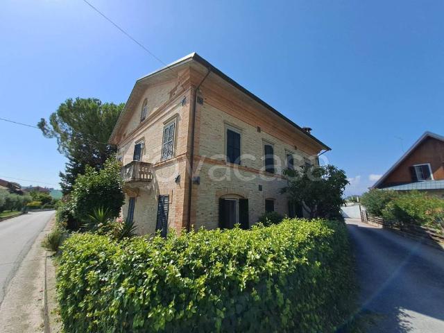 Rustico in vendita a Marche, Fermo