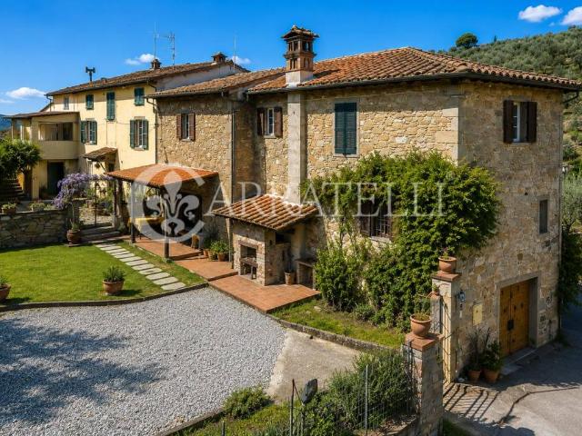 Rustico in vendita a Bagni Di Lucca Ponte, Toscana