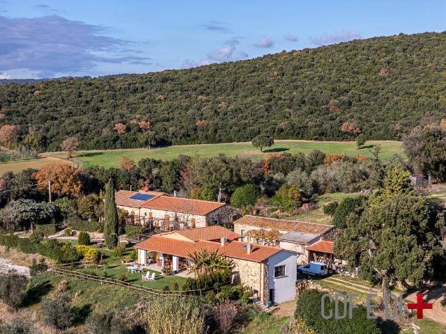 Rustico in vendita a Massa Marittima, Toscana