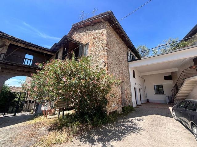 Rustico in vendita a Mornico Losana, Lombardia