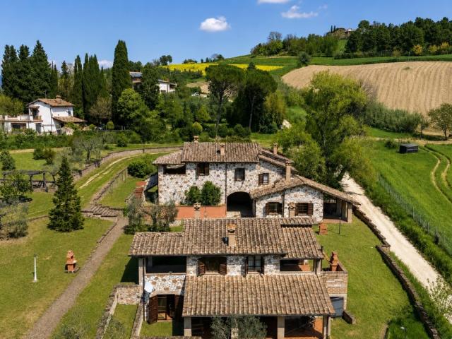Rustico in vendita a Ponte San Lorenzo, Narni