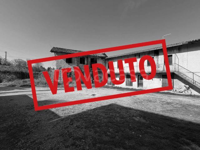 Rustico in vendita a Pagnacco, Friuli-Venezia Giulia