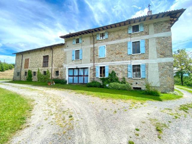 Rustico in vendita a Palanzano, Reggio Emilia
