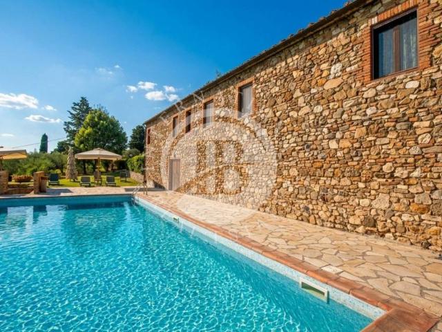 Rustico in vendita a Poggibonsi, Siena
