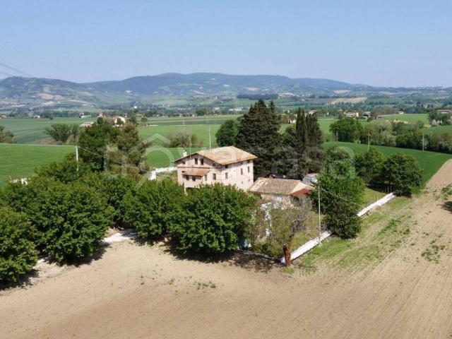 Rustico in vendita a Marche, Macerata