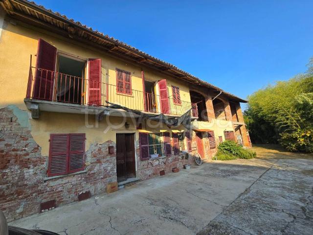 Rustico in vendita a Piemonte, Asti