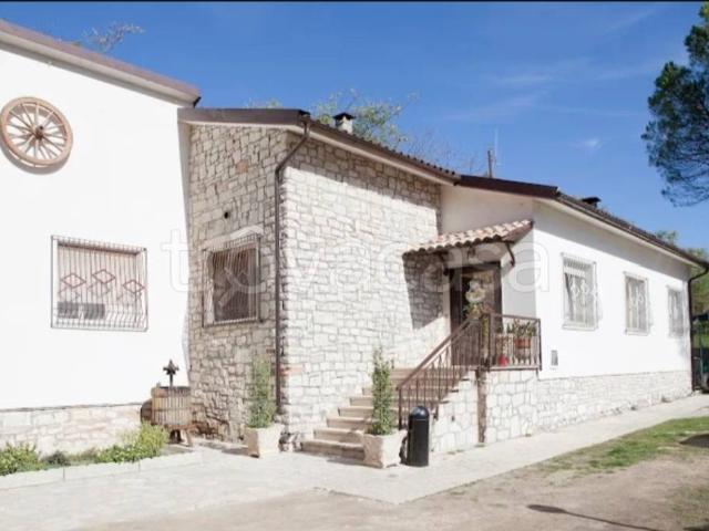 Rustico in vendita a Rieti, Lazio