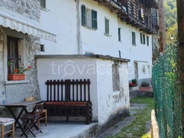 Rustico in vendita a Comunità Montana della Valle Brembana, San Giovanni Bianco