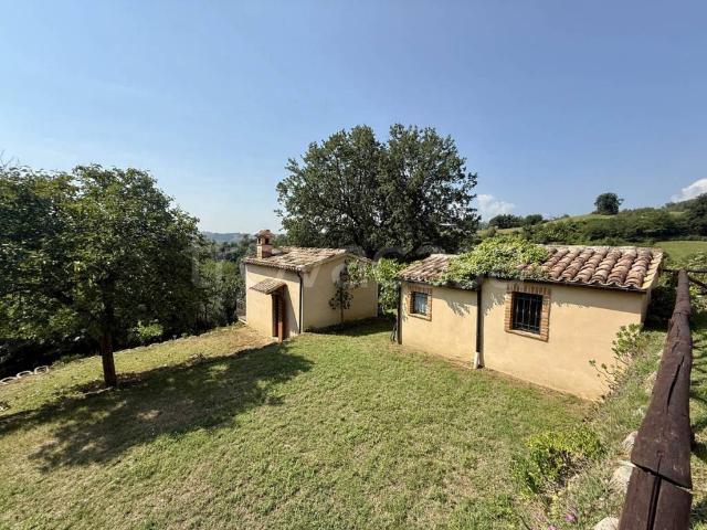 Rustico in vendita a Marche, Macerata