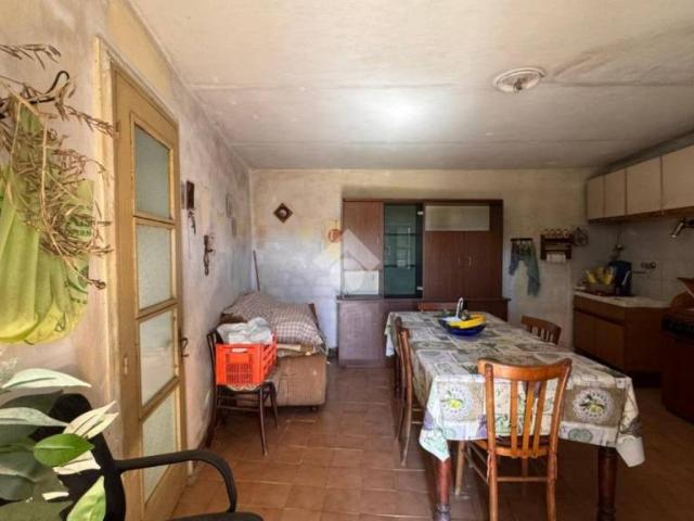 Rustico in vendita a Verzuolo, Piemonte