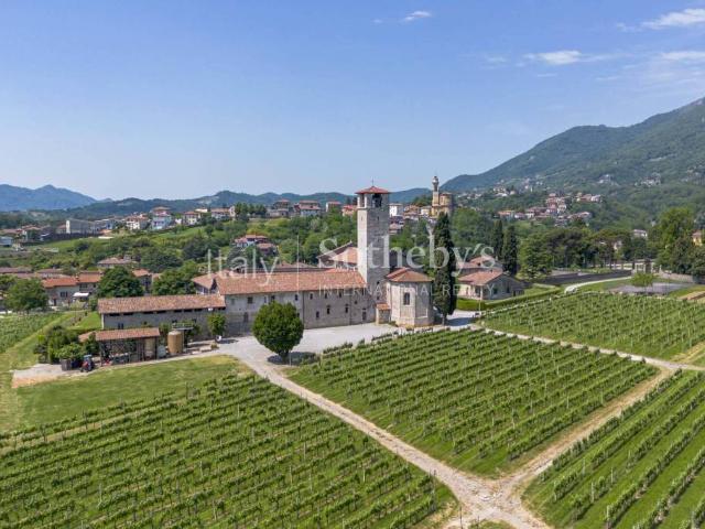Rustico in vendita a Almenno San Salvatore, Lombardia