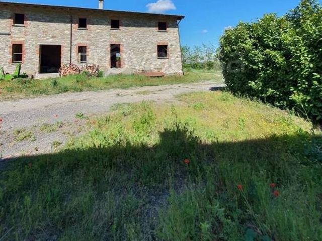 Rustico in vendita a Alta Val Tidone, Nibbiano
