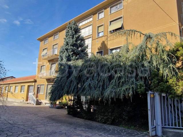 Palazzo in vendita a Seregno, Lombardia