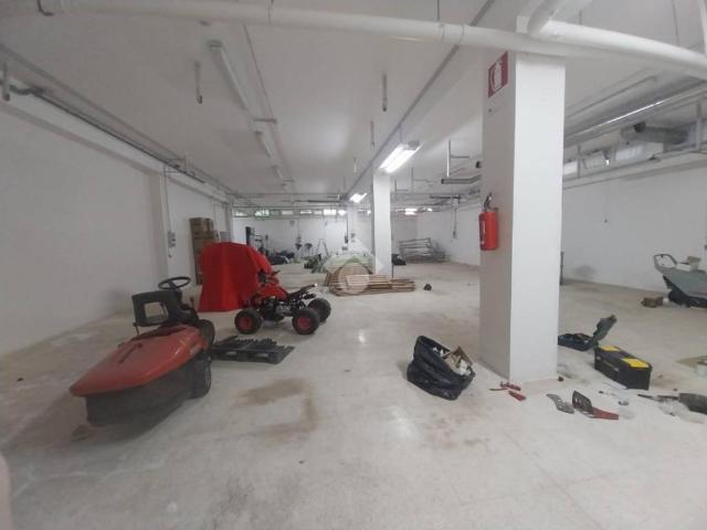 Palazzo in vendita a Puglia, Barletta-andria-trani