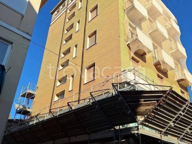 Palazzo in vendita a Bellaria, Reggio Emilia